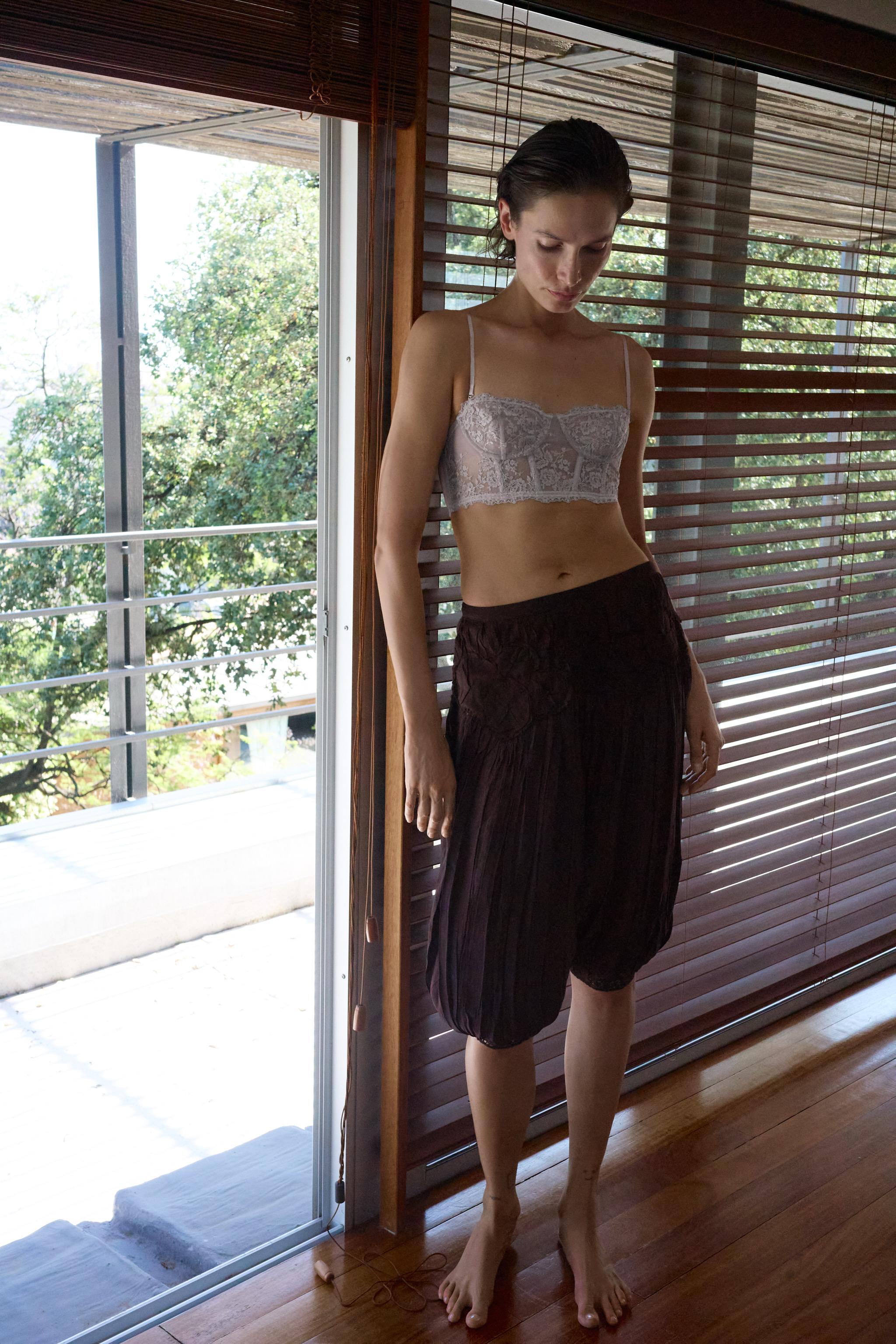 PLEATED CROCHET BLOOMER PANTS